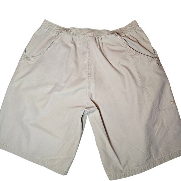 REI Utility Cargo Shorts
Outdoors Deep Endless Pockets Cream
Camping Mens XL - Picture 2 of 8